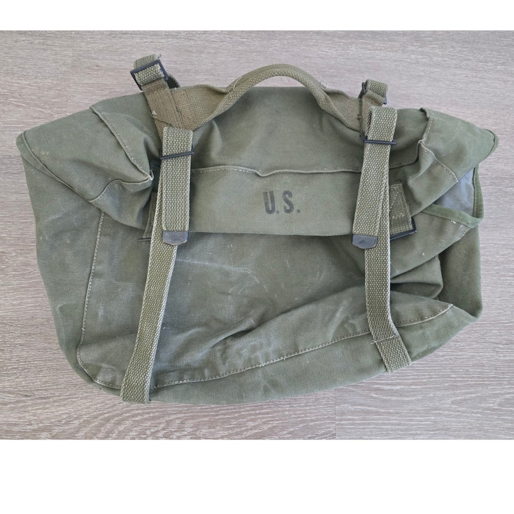 Vintage US Military M-1945 Field Cargo Pack 1951 Korean War Canvas Bag OD Green